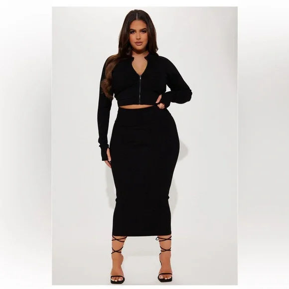 Makena Snatched Maxi Skirt - Picture 5 of 14